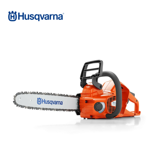 Husqvarna 535i XP – powerful, lightweight top-handle battery chainsaw for professional tree care.