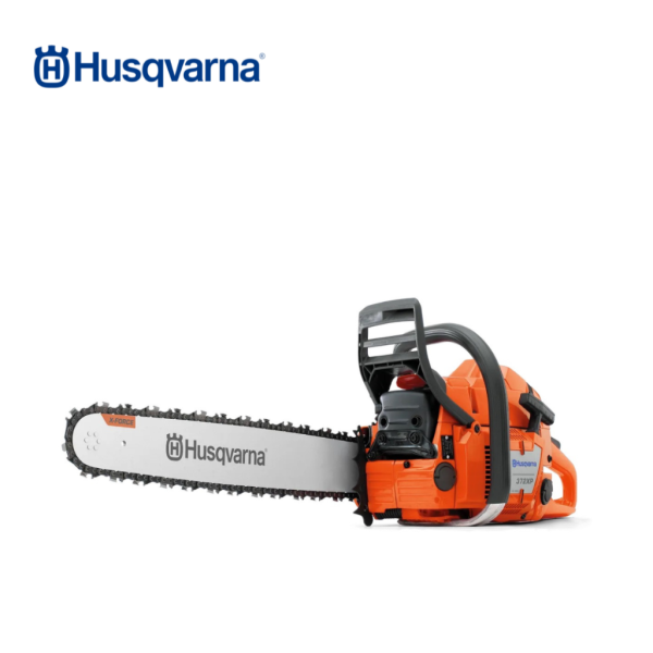 Husqvarna 372 XP® – legendary performance chainsaw for demanding professional use.