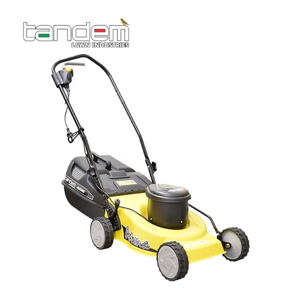 Powerful and safe lawnmower with large grassbox for small gardens