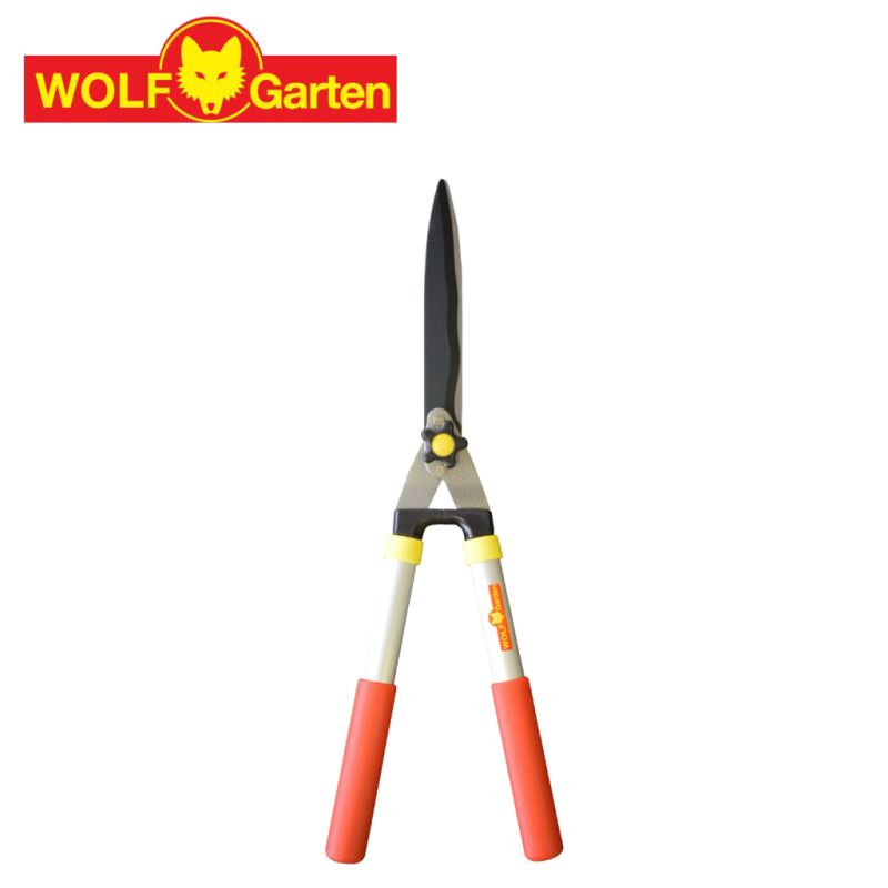Wolf Garten 600mm wavy blade aluminium hedge shears for precise trimming