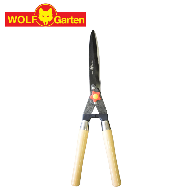 Wolf Garten 550mm wavy blade wooden hedge shears for precise trimming