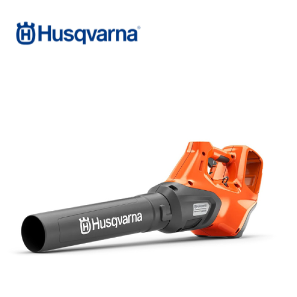 Lightweight Husqvarna 530iB battery blower designed for powerful and quiet cleaning.